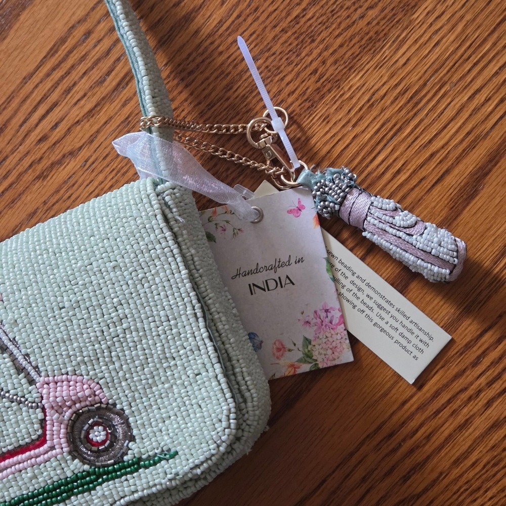 VIRAL Beaded Bag Golf Cart Masters Green & Pink + Charm NWT - Picture 4 of 9